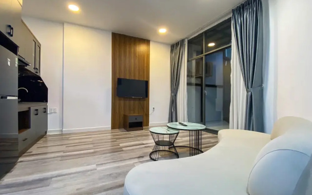 Zeus Living - 7C Downtown By Feet