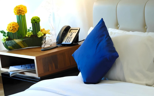 The Dragon Hotel & Resort & Sea Loft Chalets