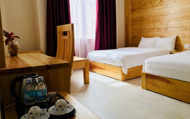 Starhill Hotel