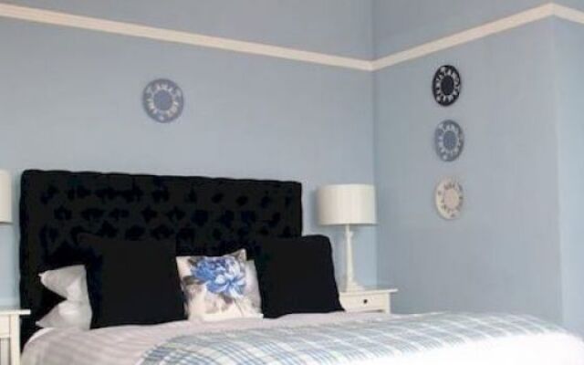 The Townhouse Hotel