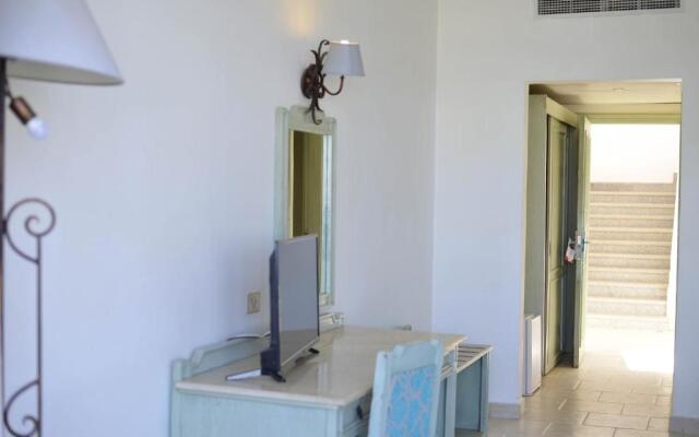 Queen Sharm Aqua Park Hotel