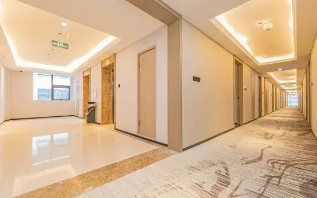 Urba Hotel (Zhoushan Putuo Kaihong Square)