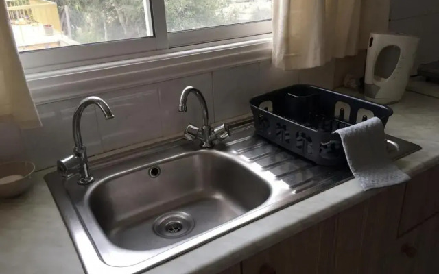 Detached Cozy Studio