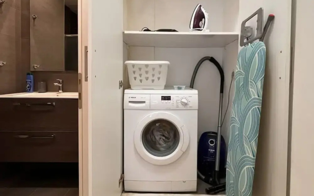 Modern Cozy Apartment