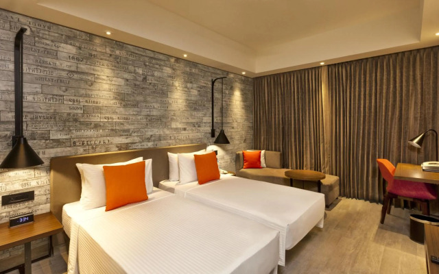 Lemon Tree Premier City Center Pune