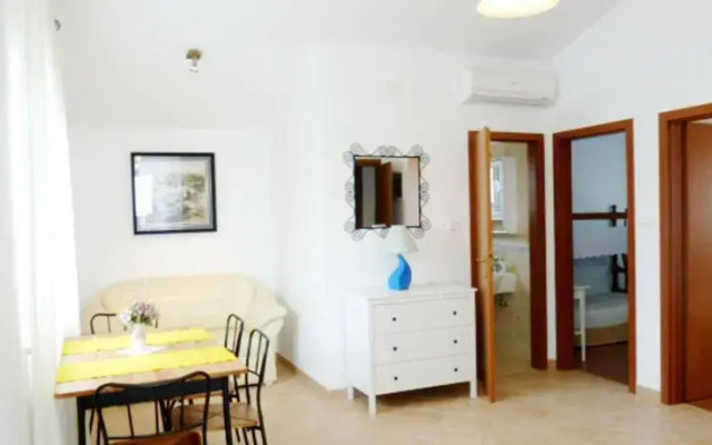 Apartment Karlo