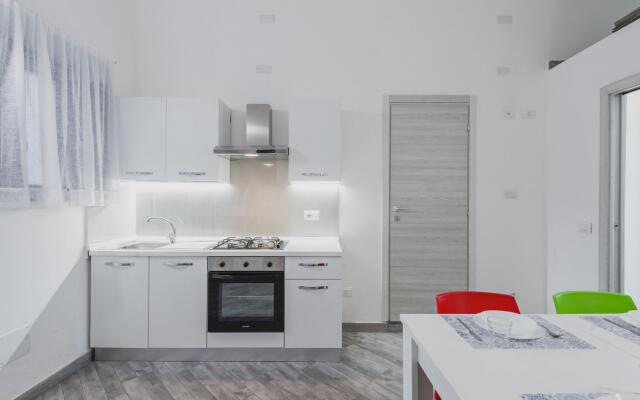 Modern Duplex With Balcony by Wonderful Italy