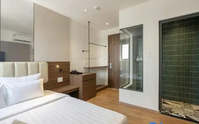 La Hotel Duong So 21