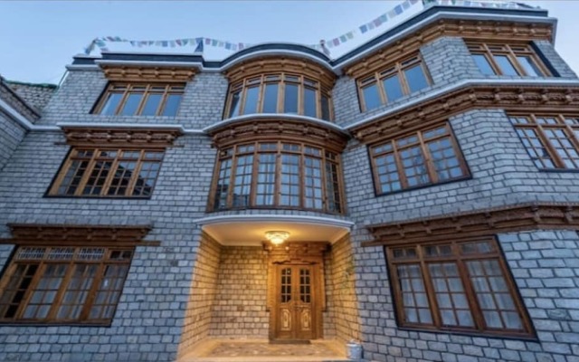 The Khawachan House