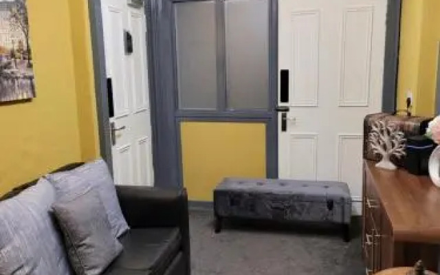 The Residence - NO 8