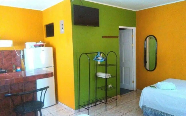 Cabinas Mansión Tropical Quepos