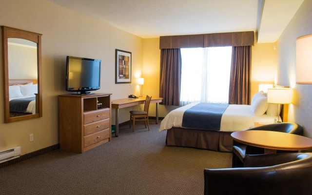 Cambridge Hotel and Conference Centre