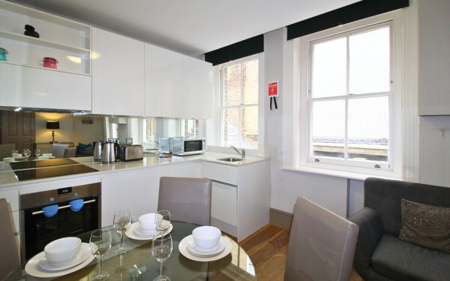 Fitzrovia New Cavendish Street by Viridian Apartments
