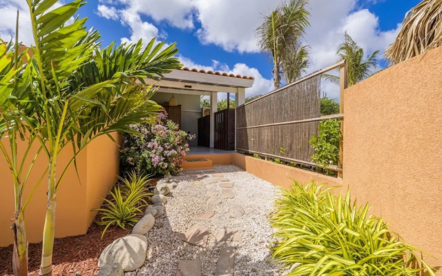 NEW 1BR Apartment Private Pool