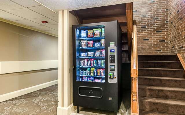 Clarion Inn Garden City