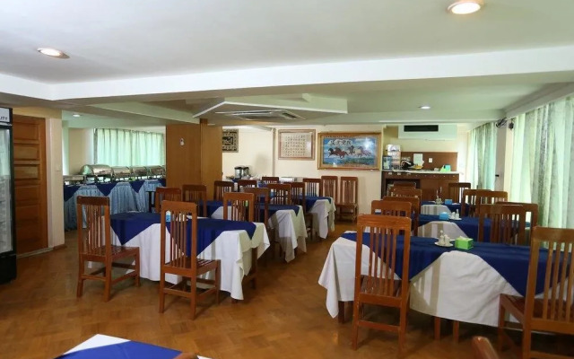 Royal Power Hotel