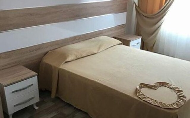 Cem Gul Suit Otel