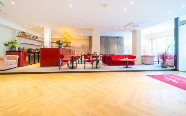 Grand Hotel Normandy by CW Hotel Collection