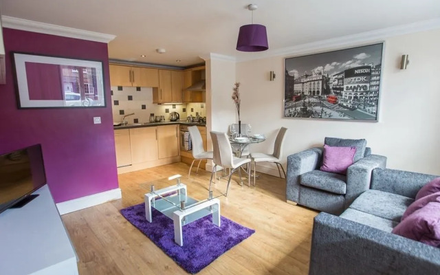 Moulsham Executive Apartment