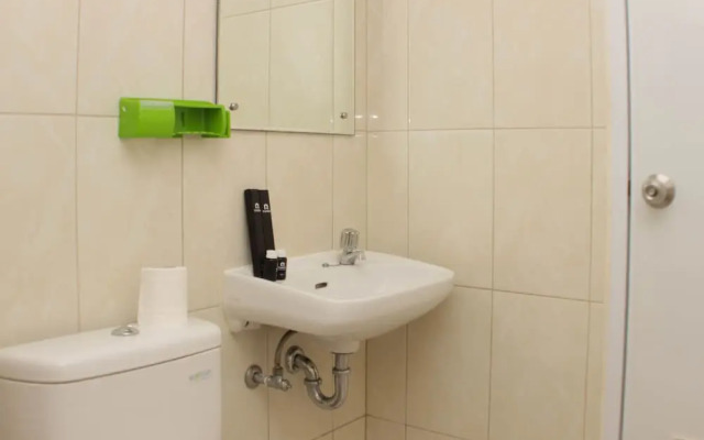 Warm And Enjoy Living 2Br At Springlake Summarecon Bekasi Apartment