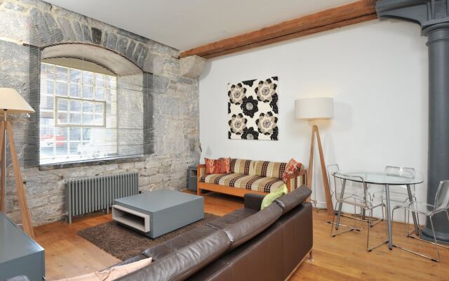 Royal William Yard Studio FREE PARKING & WiFi
