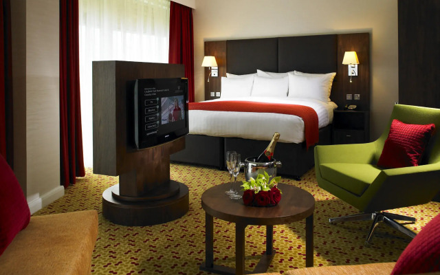 Lingfield Park Marriott Hotel & Country Club