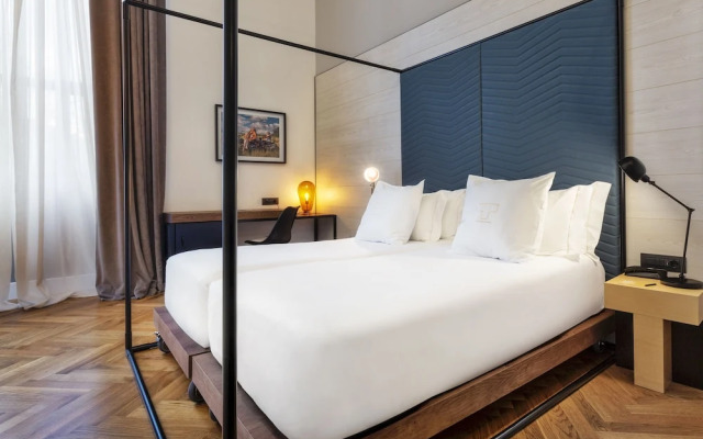 One Shot Tabakalera House Hotel