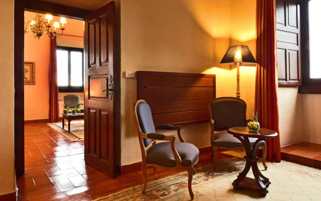 Pousada Castelo de Palmela - Historic Hotel