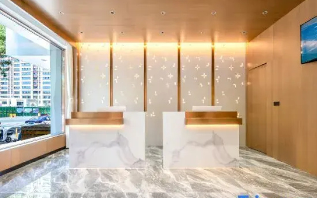 Jin Boman Hotel (Linfen Pingyang Square)