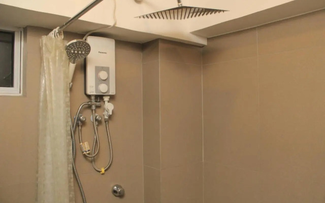 A2J BGC Luxury 2BR Loft Near Burgos Circle, Malls