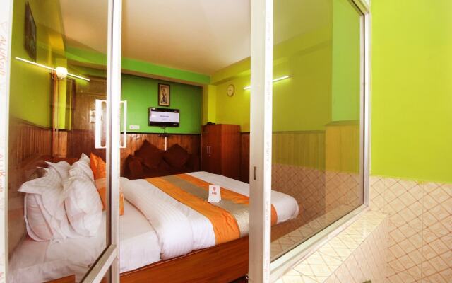 OYO 8291 Hotel Sweet Home