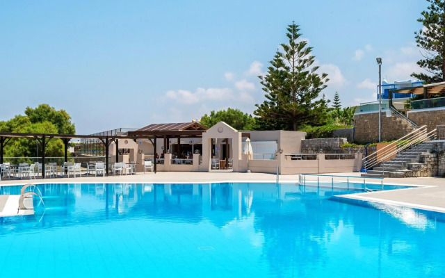 Themis Beach Hotel