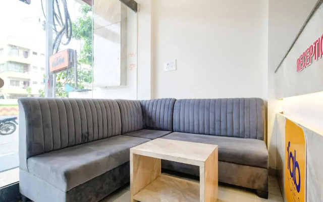 Fabhotel Woodlark Inn