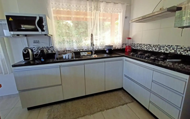 Casa espaçosa, aconchegante, com vista para o mar