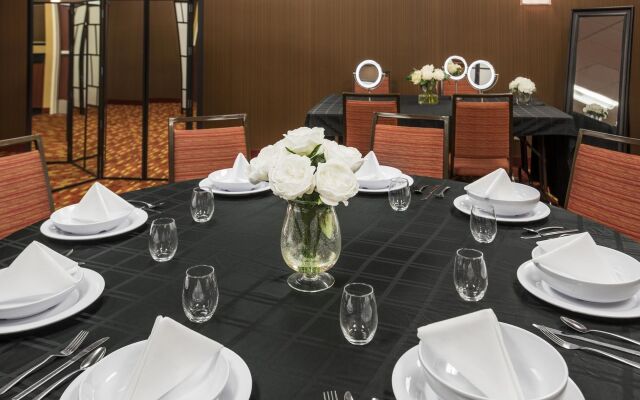 Comfort Inn & Suites Arlington Heights - Buffalo Grove