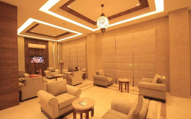 Triple tree hotel 2