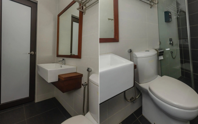 OYO 717 MR J Hotel Wakaf Che Yeh 2