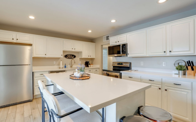 Stylish & Central Mesa Home With Private Pool!