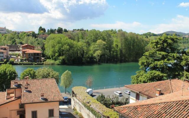 Balcone Sul Lago