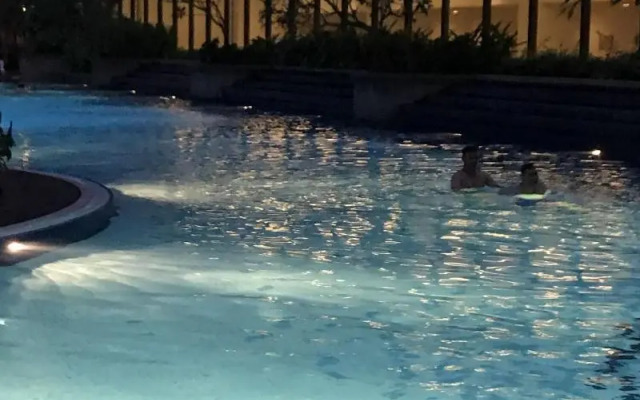 Raintree Service Suite At Times Square Kl