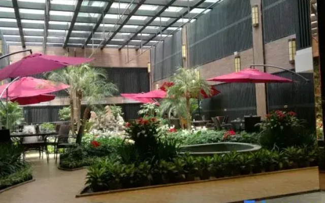 Shangqiu Jinyue Hotel
