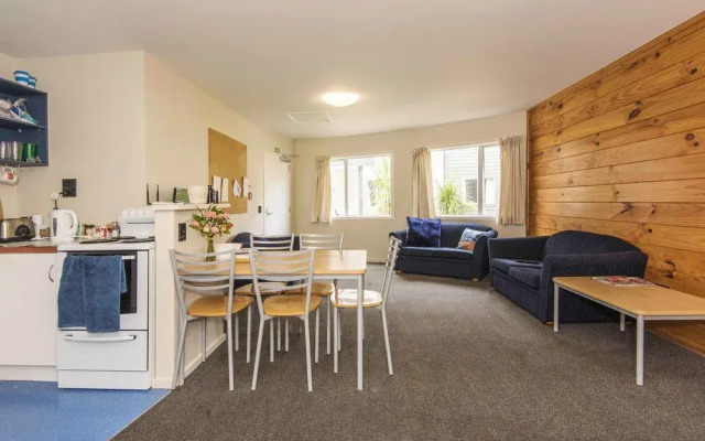 Campus Summer Stays Akoranga Student Village