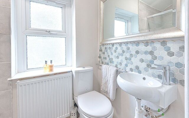Willows-Cardiff Guest House
