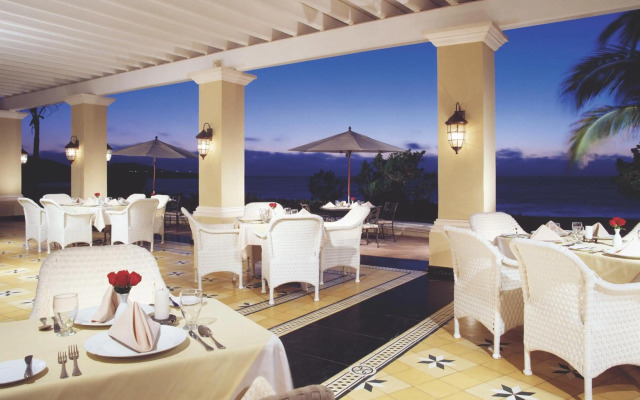 Pueblo Bonito Emerald Bay Resort & Spa - All Inclusive