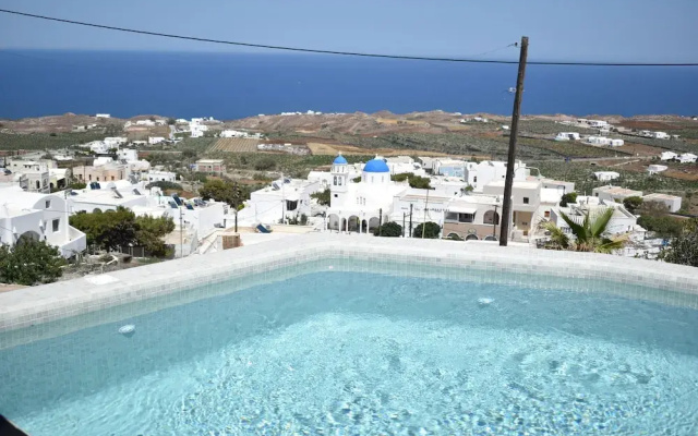 Panthea Suite Santorini