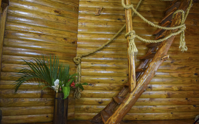 CHALET TROPICAL Hotel & Restaurant-Pizzeria