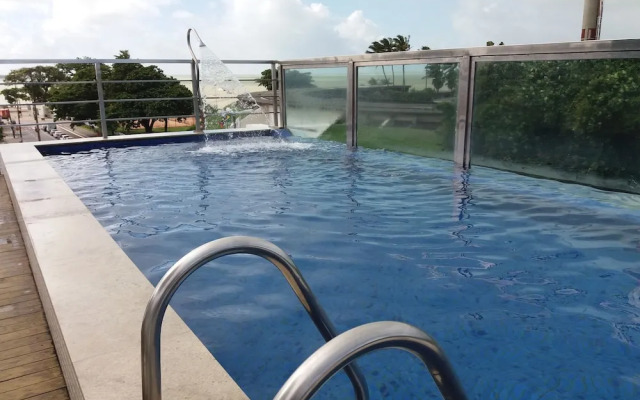 Israel Flat Tambau