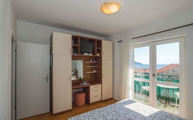Apartments Tolj