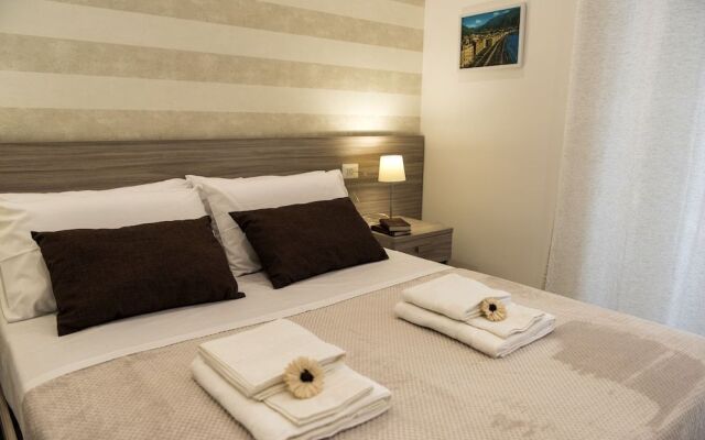 Lungomare Rooms