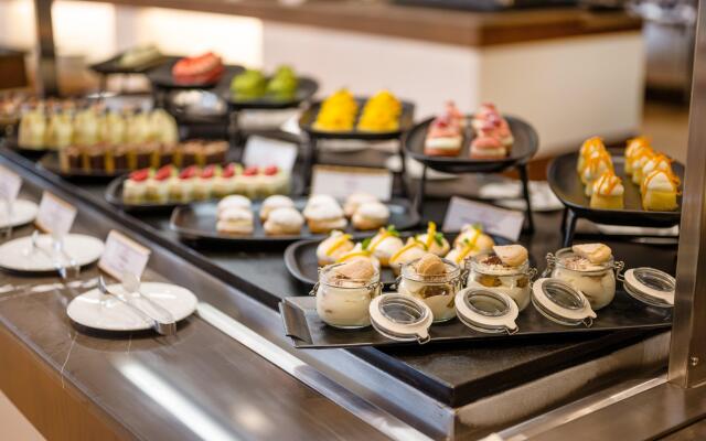 Radisson Blu Hotel and Convention Center, Riyadh Minhal